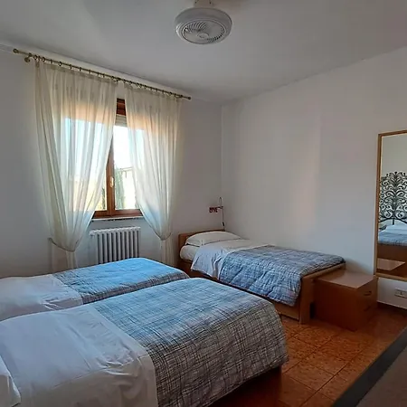 Colleoni's Con 2 Apartment *